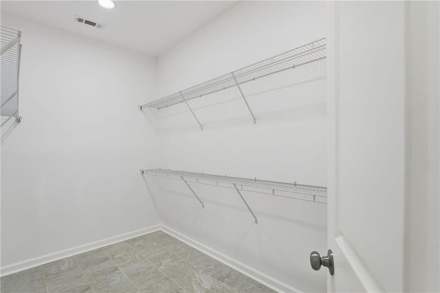 Spacious, unfurnished interior of a new home in , Villa Rica (Image 30).