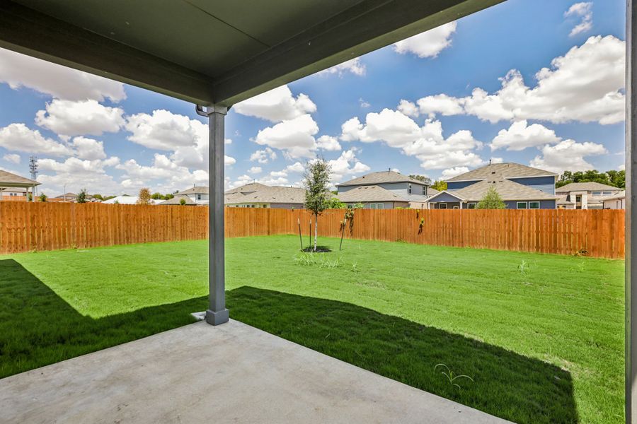 Exterior details and patio area of a home in Lisso, Pflugerville (Image 4).