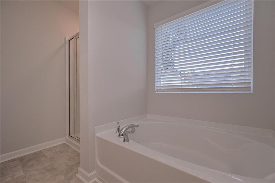 Furnished interior view inside a new home in , Villa Rica (Image 10).