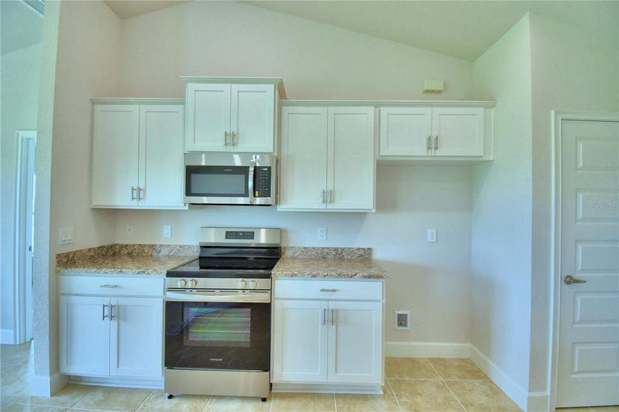 Furnished interior view inside a new home in Cadence Crossing, Auburndale (Image 17).