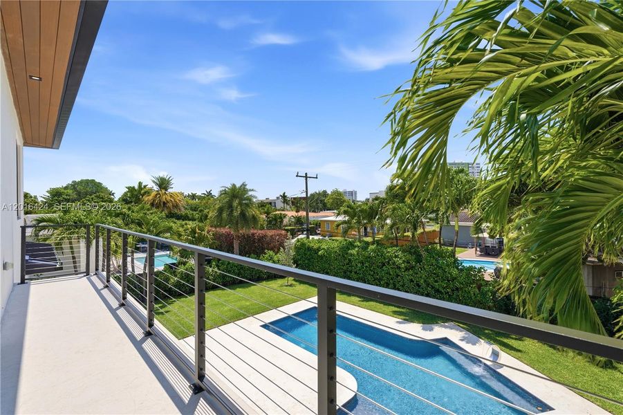 Exterior details and patio area of a home in , North Miami (Image 30).