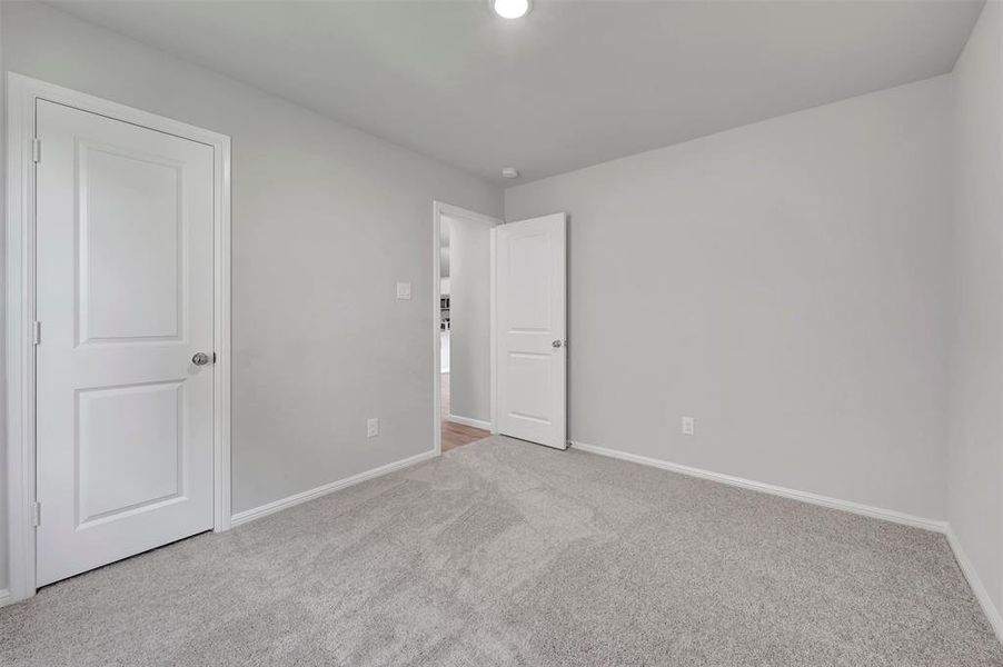 Spacious, unfurnished interior of a new home in Elevon, Lavon (Image 26). Spacious, unfurnished interior of a new home in Elevon, Lavon (Image 26).