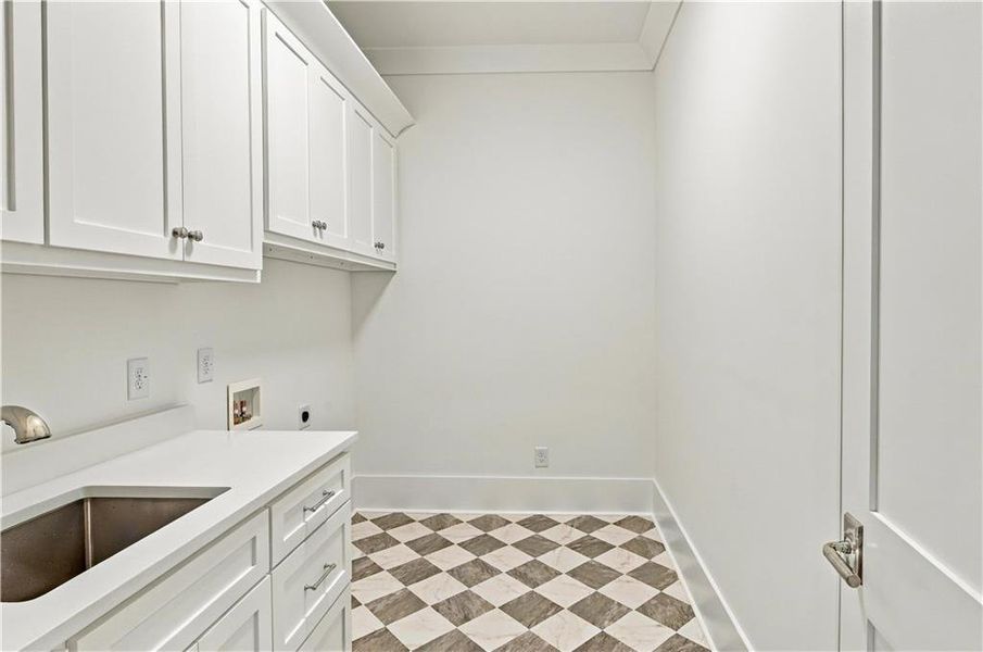Furnished interior view inside a new home in , Dawsonville (Image 17).