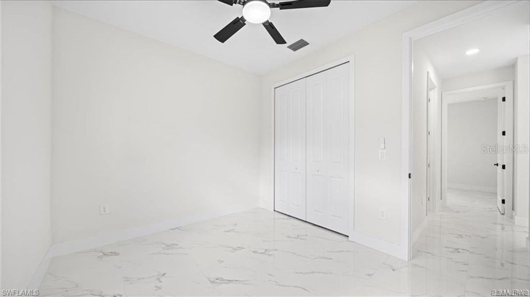Spacious, unfurnished interior of a new home in , Lehigh Acres (Image 26).