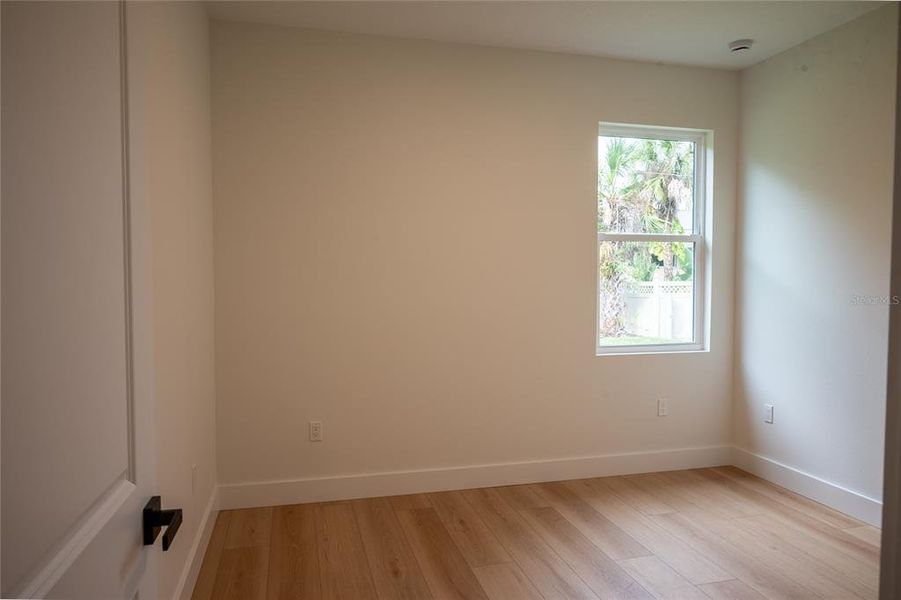 Spacious, unfurnished interior of a new home in , Port Charlotte (Image 17).