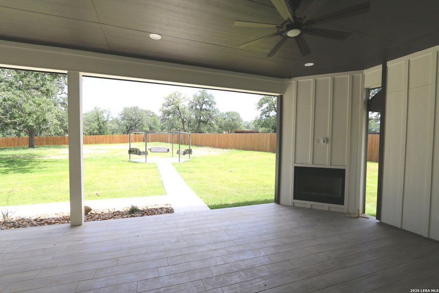 Exterior details and patio area of a home in , La Vernia (Image 53).