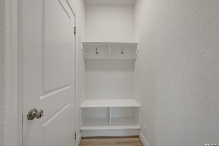 Spacious, unfurnished interior of a new home in Meyer Ranch – Legacy Series, New Braunfels (Image 20).