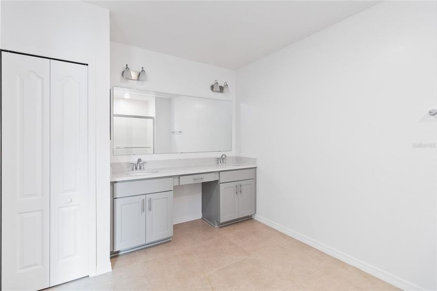 Spacious, unfurnished interior of a new home in , Davenport (Image 16). Spacious, unfurnished interior of a new home in , Davenport (Image 16).