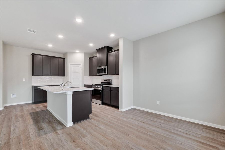 Furnished interior view inside a new home in Rollingbrook Estates, Baytown (Image 15).