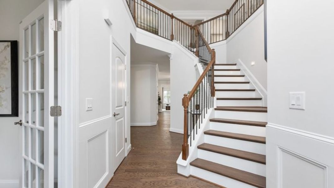 Spacious, unfurnished interior of a new home in Preserve at Carriage Cove, Oak Ridge (Image 24).