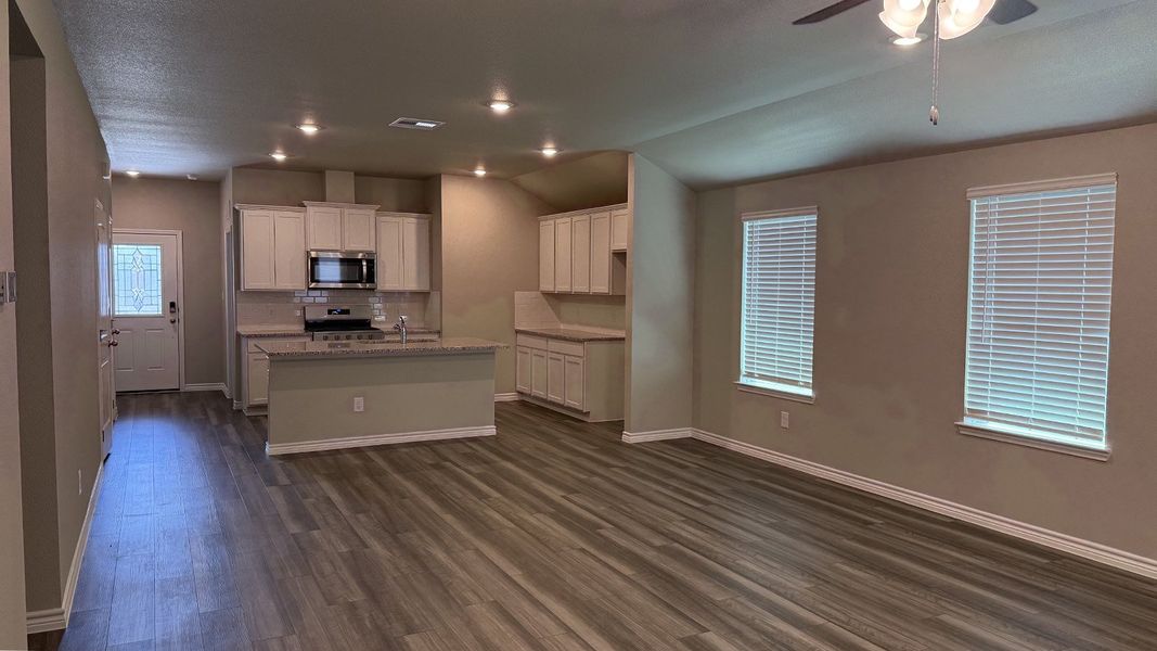 Image 22 of a home in London Towne. Image 22 of a home in London Towne.