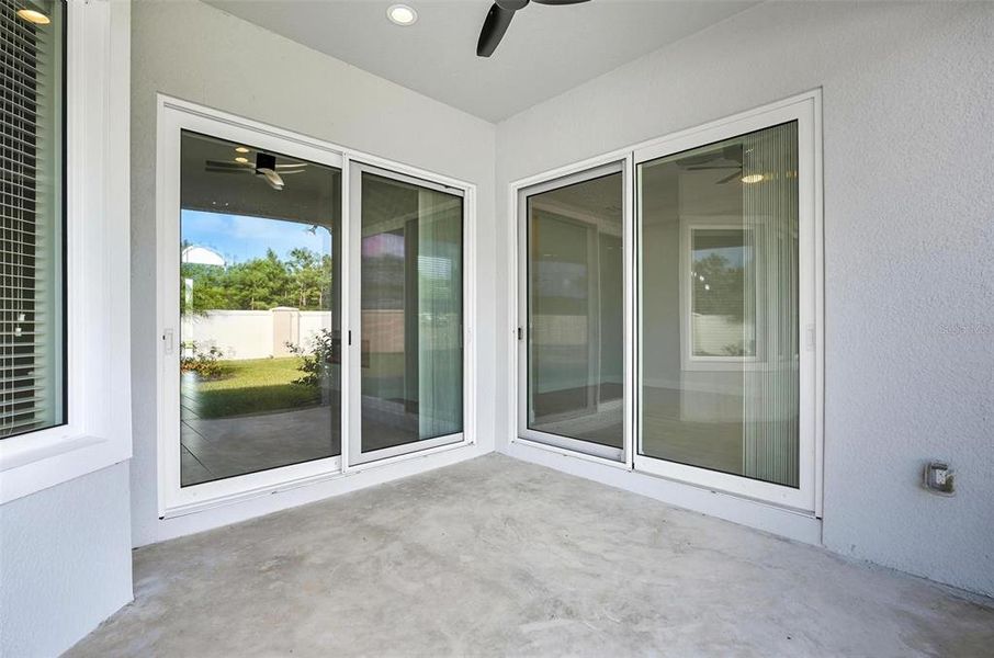 Exterior details and patio area of a home in Marina Del Palma, Palm Coast (Image 27).