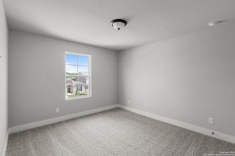 Spacious, unfurnished interior of a new home in Skybrooke, San Antonio (Image 16). Spacious, unfurnished interior of a new home in Skybrooke, San Antonio (Image 16).