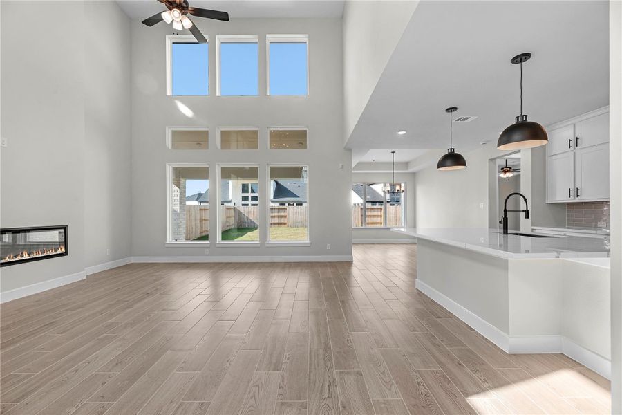 Spacious, unfurnished interior of a new home in Grange - 55', Katy (Image 13).