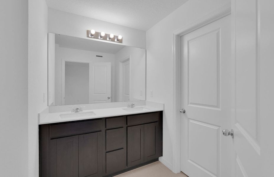 Furnished interior view inside a new home in Normandy Pines, Jacksonville (Image 6). Furnished interior view inside a new home in Normandy Pines, Jacksonville (Image 6).