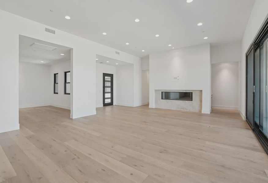 Great Room - 7 of 26