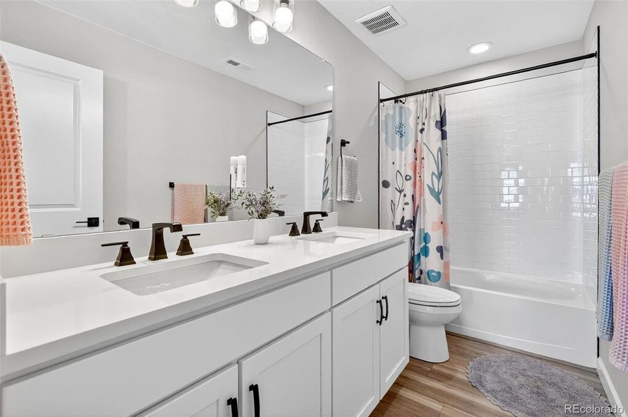 Furnished interior view inside a new home in Colliers Hill, Erie (Image 41). Furnished interior view inside a new home in Colliers Hill, Erie (Image 41).