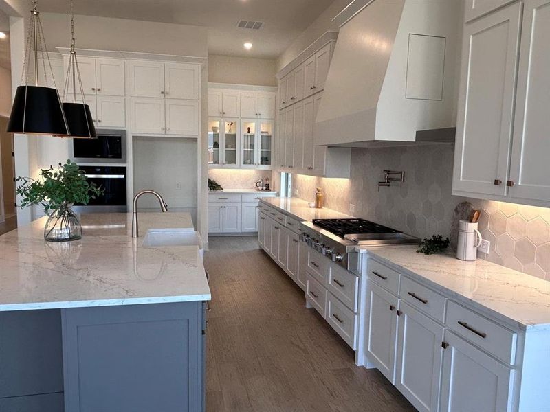 4416 Meander Way Staged (2)