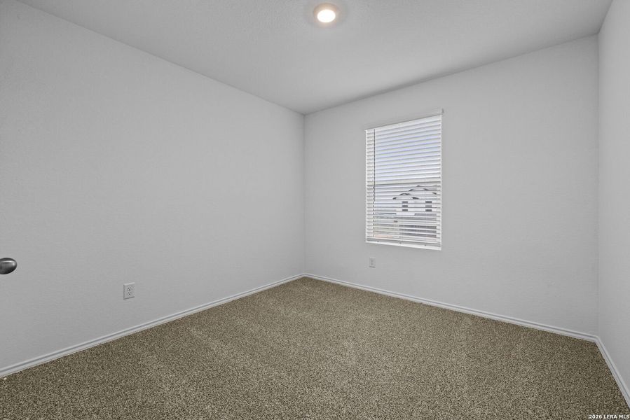 Spacious, unfurnished interior of a new home in Avenida, Converse (Image 10).
