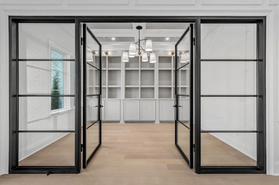 The Wilshire E Home Office