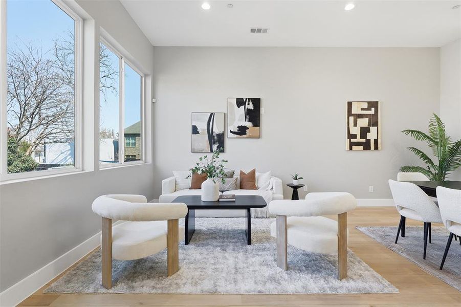 Furnished interior view inside a new home in , Dallas (Image 7).