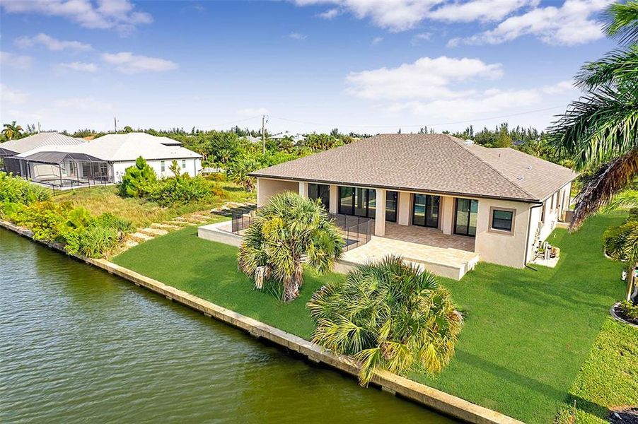 Exterior details and patio area of a home in , Port Charlotte (Image 34).