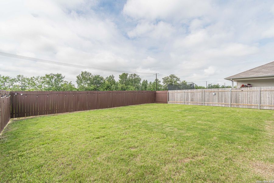 Exterior details and patio area of a home in Arroyo Ranch, Seguin (Image 4).