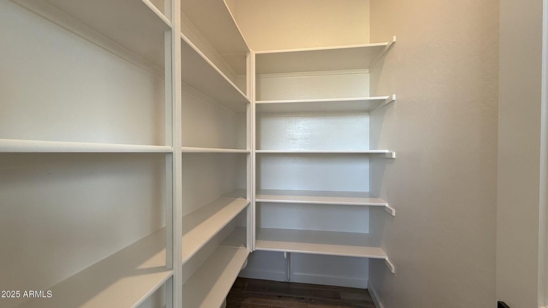 016 - Pantry 016 - Pantry