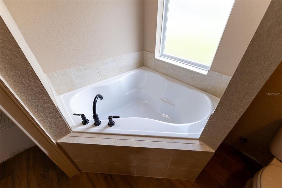 Furnished interior view inside a new home in Marion Oaks, Ocala (Image 8).