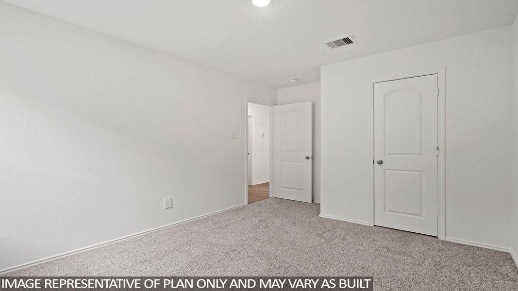 Spacious, unfurnished interior of a new home in Sunterra, Katy (Image 18).