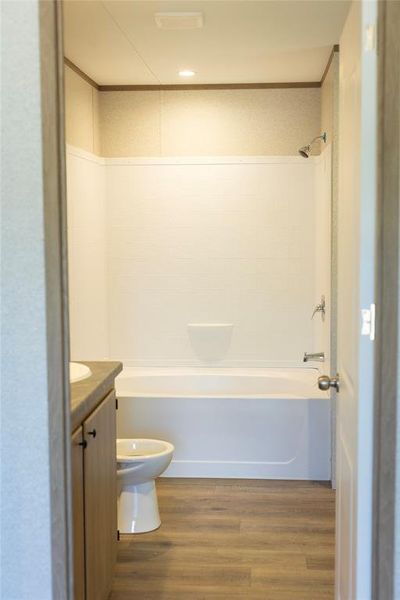 Spacious, unfurnished interior of a new home in , Hawley (Image 12).