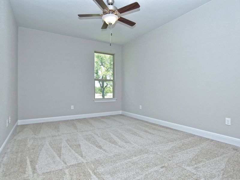 Representative unfurnished interior of a home built from the San Simeon II by Giddens Homes in Clearwater Ranch, Liberty Hill (Image 71).
