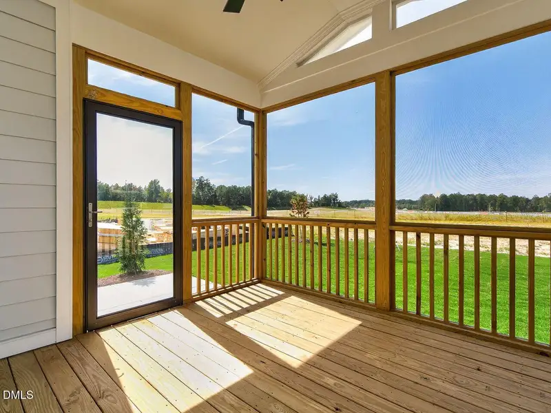 032-1280x960-photo 032-1280x960-photo