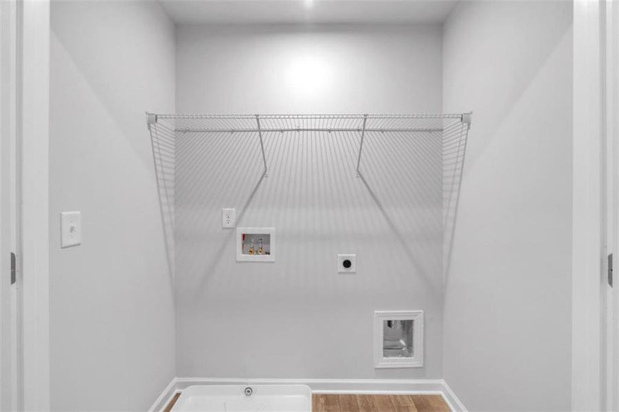 Spacious, unfurnished interior of a new home in Park Center Pointe, Austell (Image 20).