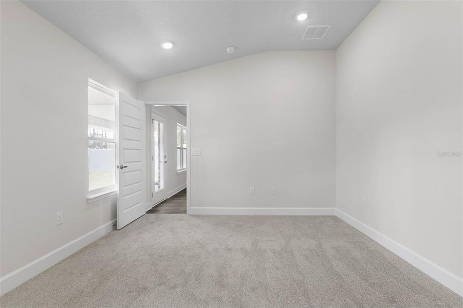 Spacious, unfurnished interior of a new home in Palm Coast, Palm Coast (Image 16). Spacious, unfurnished interior of a new home in Palm Coast, Palm Coast (Image 16).