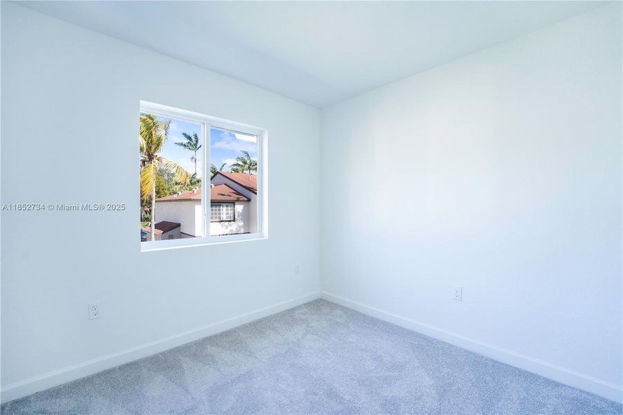 Spacious, unfurnished interior of a new home in , Pembroke Park (Image 16).