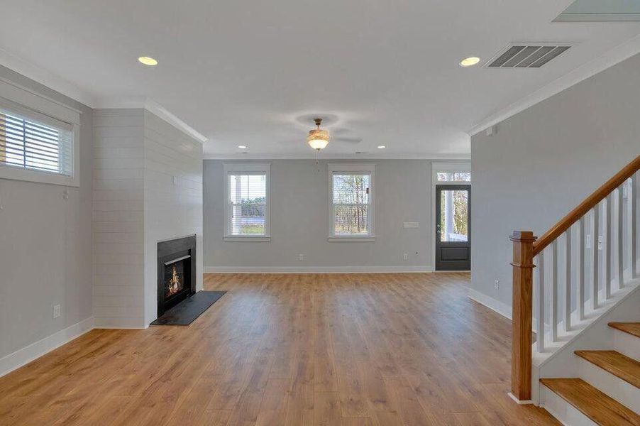 Spacious, unfurnished interior of a new home in Sweetgrass Station, Summerville (Image 21).