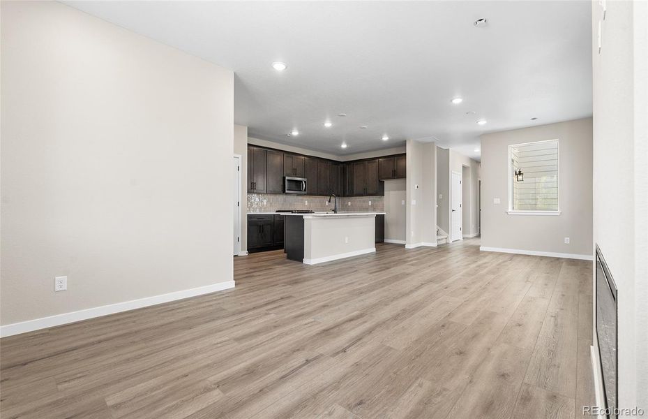 Spacious, unfurnished interior of a new home in Painted Prairie, Aurora (Image 13).