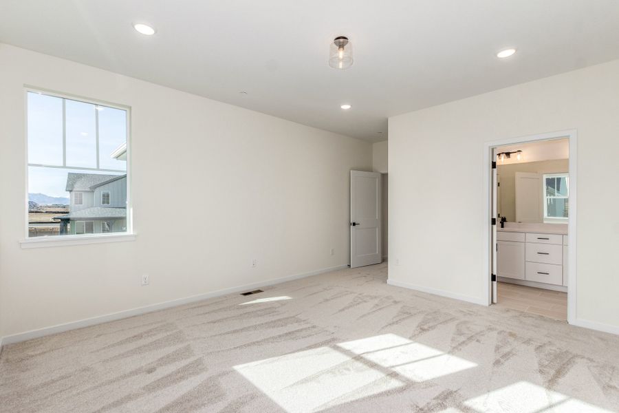 Spacious, unfurnished interior of a new home in Westerly, Erie (Image 29). Spacious, unfurnished interior of a new home in Westerly, Erie (Image 29).
