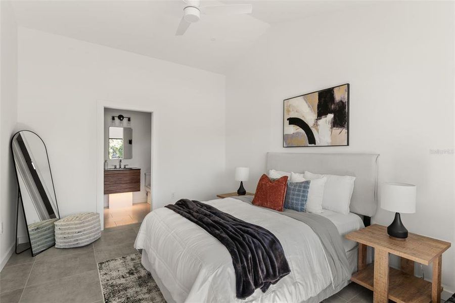 Furnished interior view inside a new home in , Winter Park (Image 11).