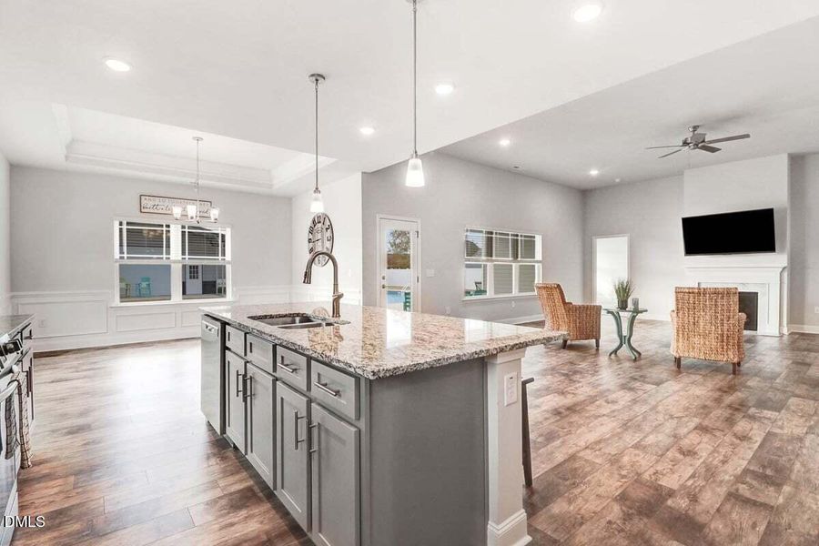 508 Madison Ann Dr-39