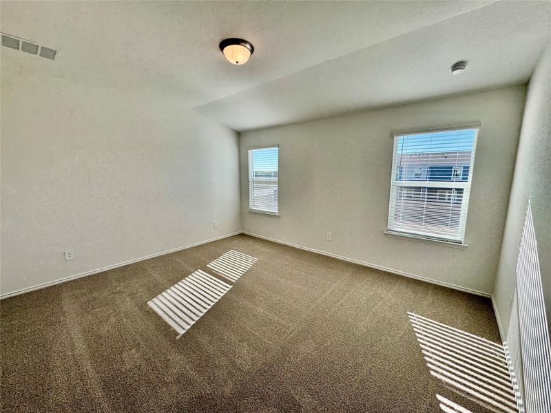 Spacious, unfurnished interior of a new home in Waterstone Village, Kyle (Image 6).