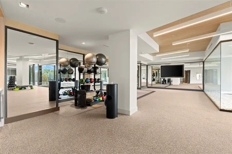 Community amenities in The Dillon Buckhead, Atlanta (Image 51). Community amenities in The Dillon Buckhead, Atlanta (Image 51).