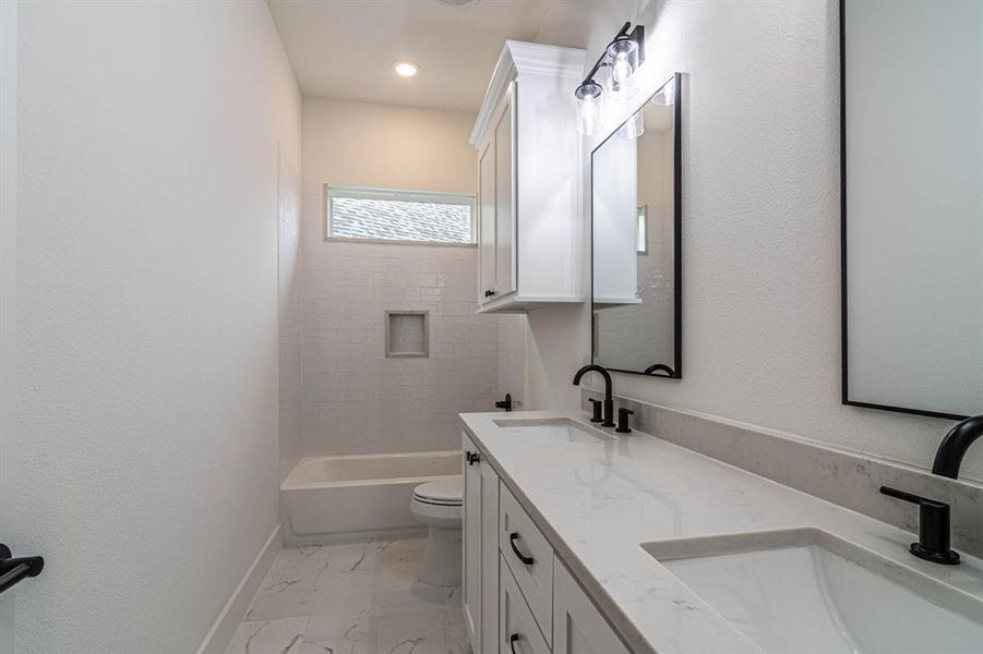 Furnished interior view inside a new home in , Heath (Image 16).