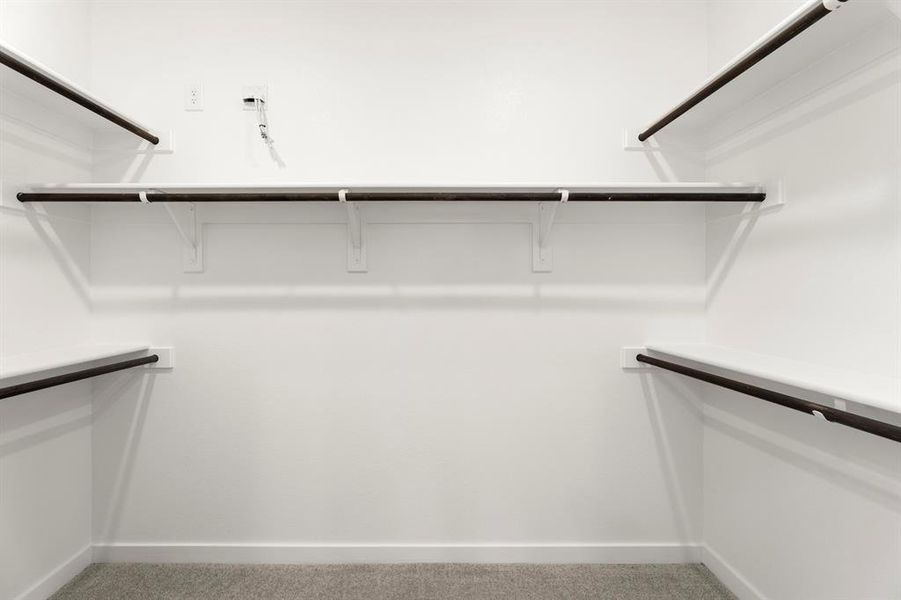 17. 1904 Boston - Closet