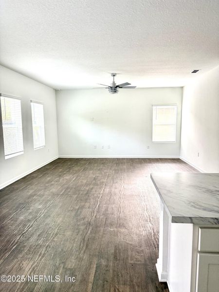 Spacious, unfurnished interior of a new home in The Arbors, Jacksonville (Image 5).
