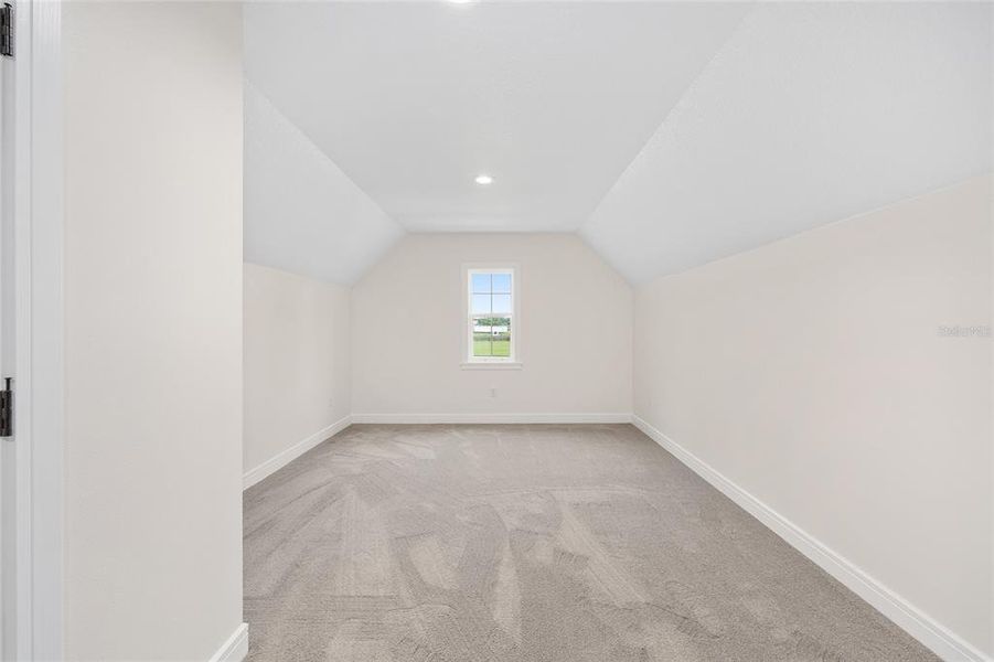 Spacious, unfurnished interior of a new home in , Ocala (Image 22).