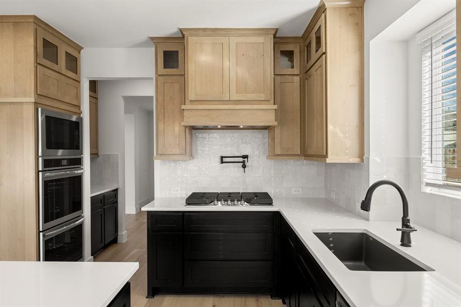 09. 605 Curtiss - Kitchen (3)