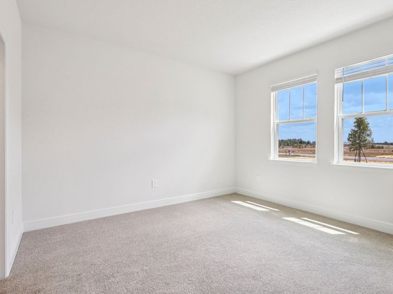 Spacious, unfurnished interior of a new home in Cyrene at Minneola, Minneola (Image 11).