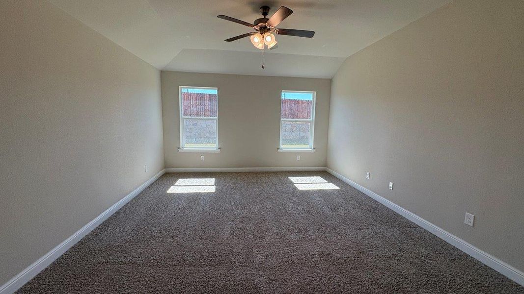 Spacious, unfurnished interior of a new home in Sandstone Estates, Granbury (Image 17). Spacious, unfurnished interior of a new home in Sandstone Estates, Granbury (Image 17).
